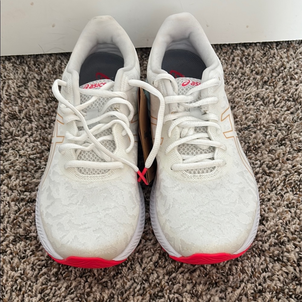 Asics White and Coral Pink Running Shoes